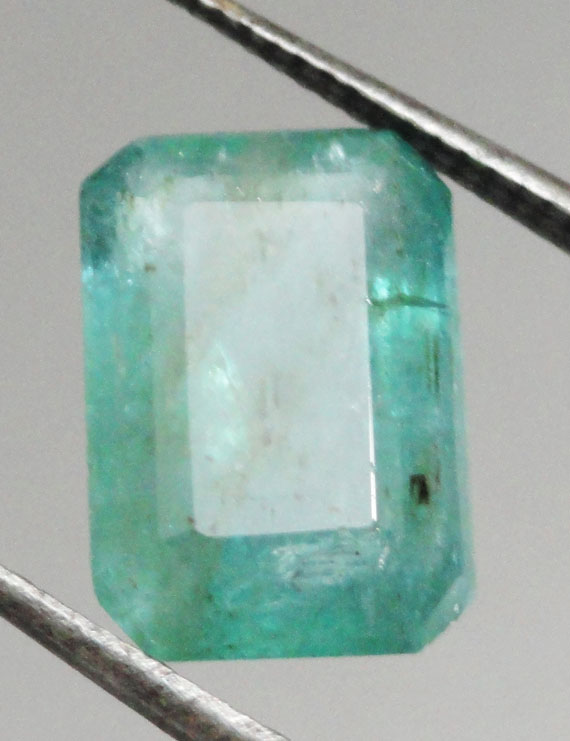 3.55 ct/3.95 ratti Natural Certified Zambian Panna (Emerald)
