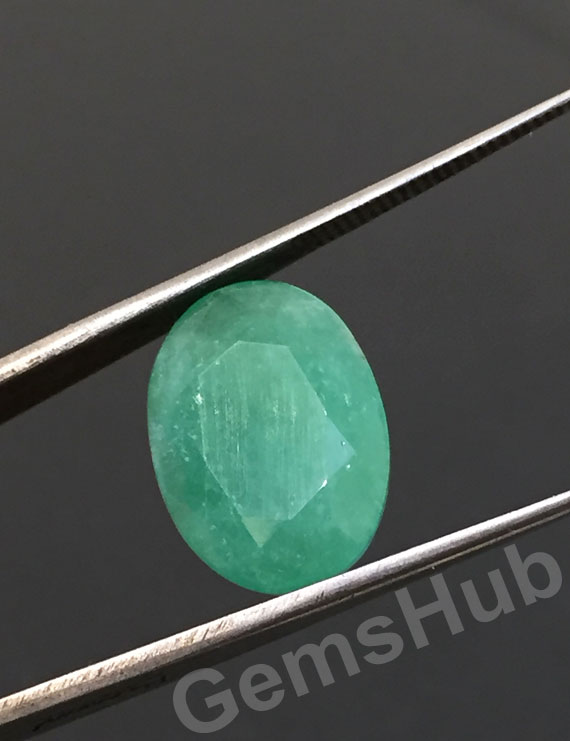 9.59 ct/10.60 ratti Natural Certified Panna (Emerald)