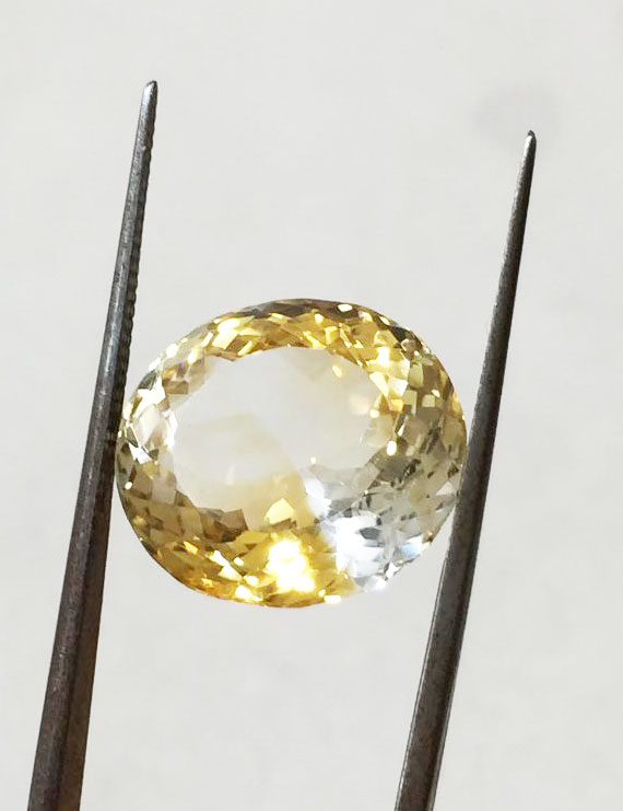 13.25 ratti (11.95 ct) Natural Certified Sunela (Citrine)