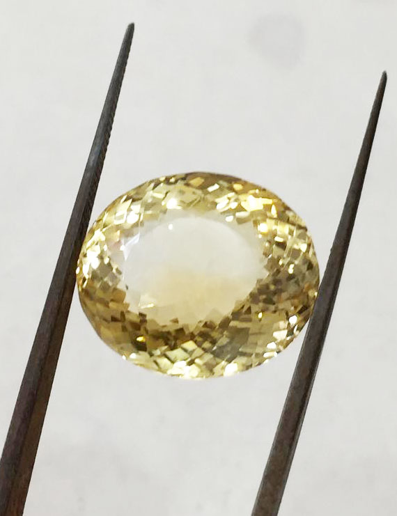 24.60 ratti (22.15 ct) Natural Certified Sunela (Citrine)