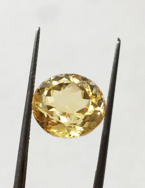 5.25 ratti (4.67 ct) Natural Certified Sunela (Citrine)